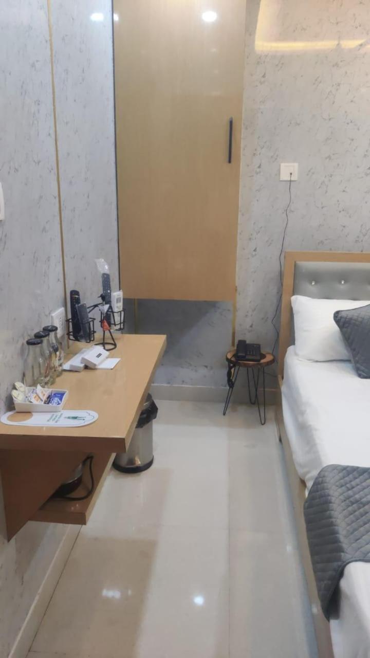 Royal Inn غاواهاتي المظهر الخارجي الصورة